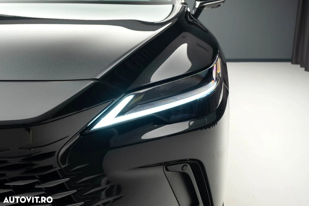 Lexus Seria RX 450h+ (Plug-in-Hybrid) Luxury Line - 12