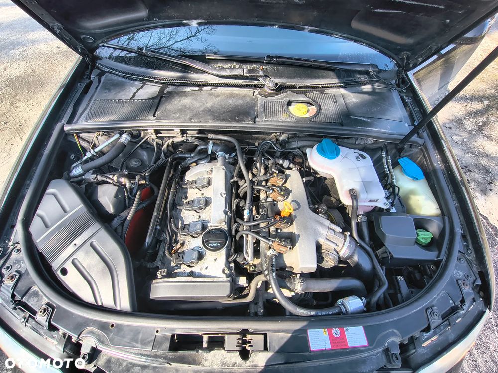 Audi A4 Limousine - 5