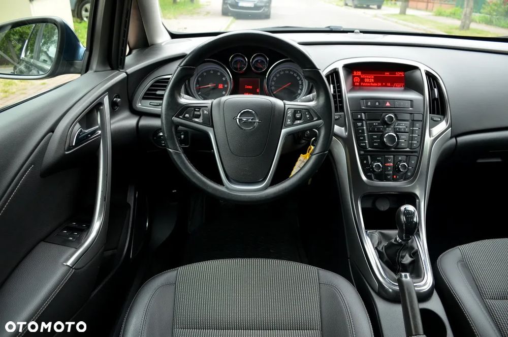 Opel Astra 1.4 T Sport - 29