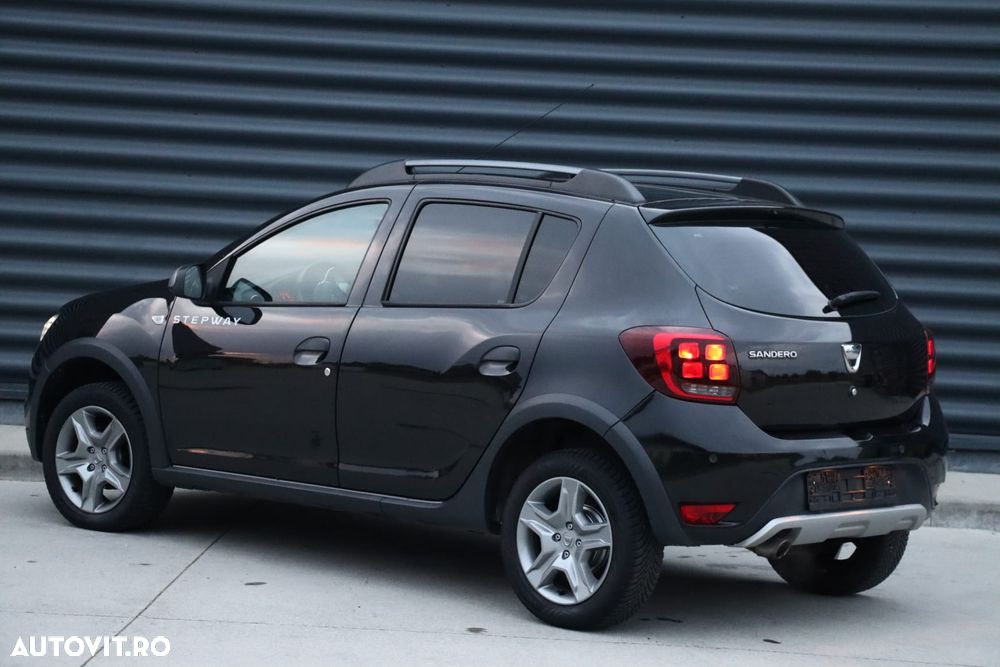 Dacia Sandero 0.9 90CP Stepway - 4