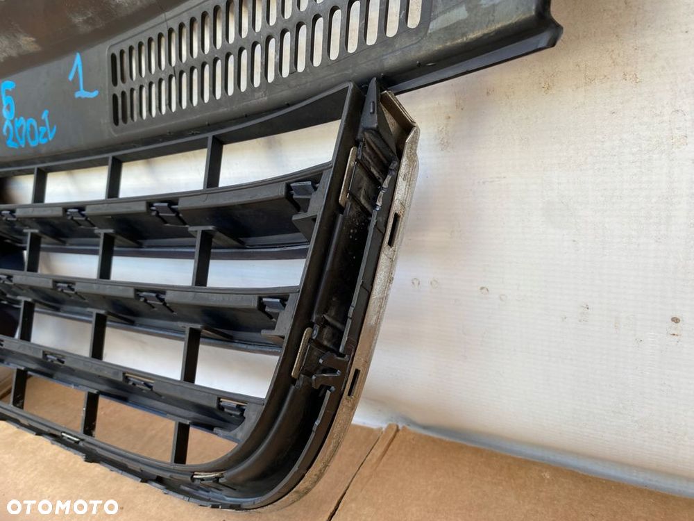 VW T5 CARAVELLE MULTIVAN 04- ATRAPA GRILL ORYGINAŁ METALIK 7H5A807101 - 14