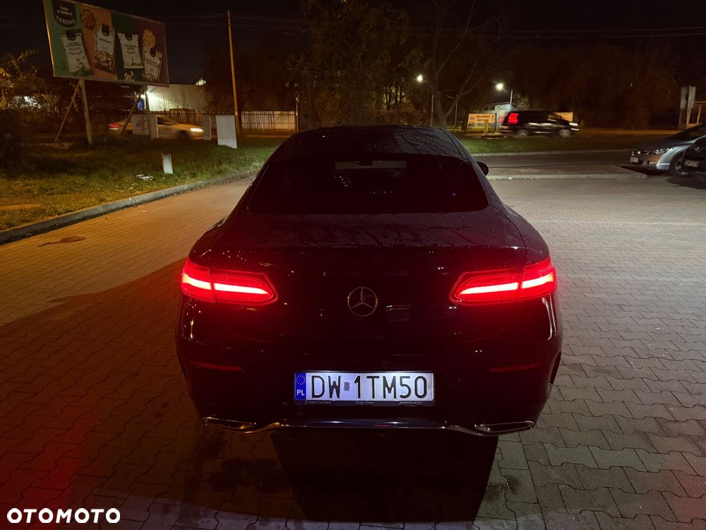 Mercedes-Benz Klasa E 220 d 4-Matic 9G-TRONIC - 5