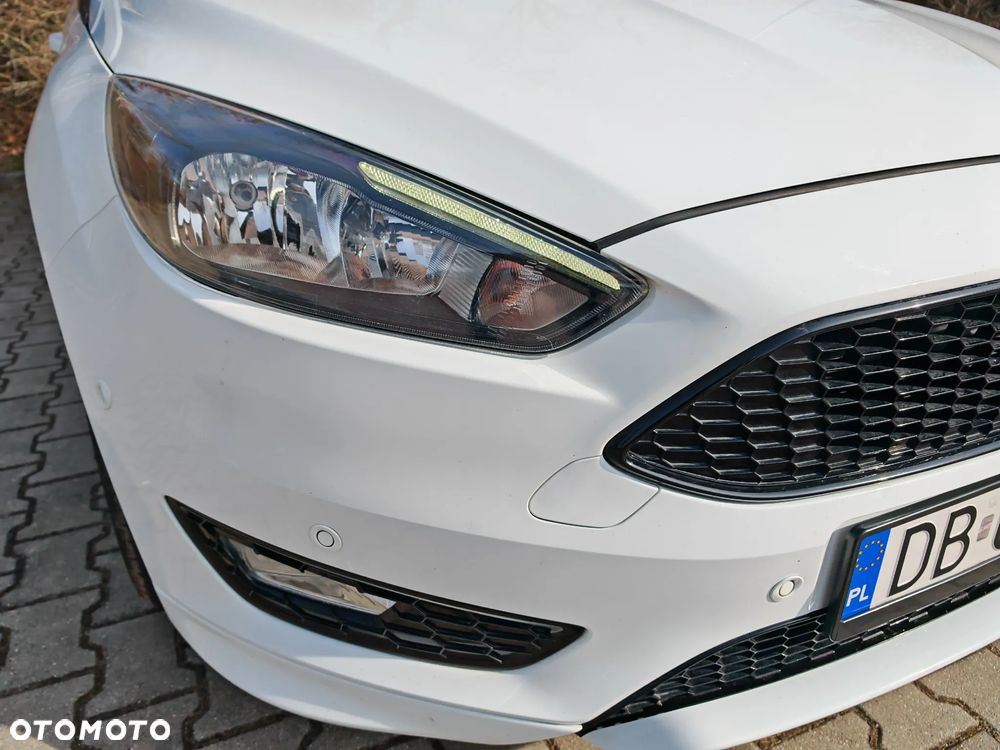 Ford Focus 1.5 EcoBoost STart-Stopp-System ST-LINE - 28