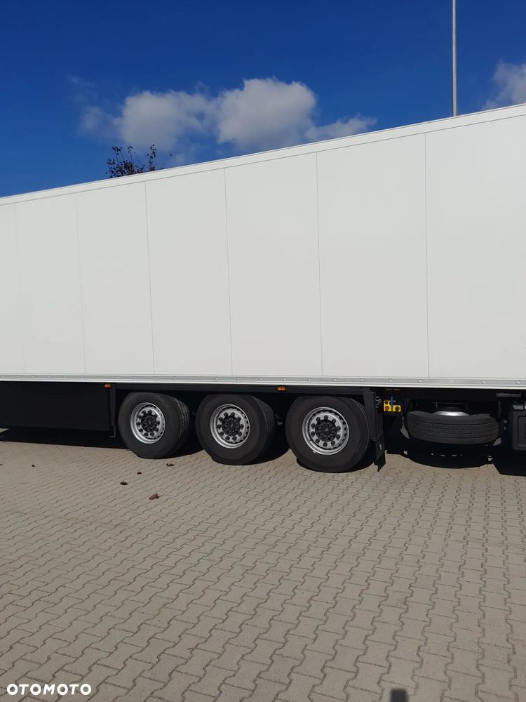 Schmitz Cargobull - 10