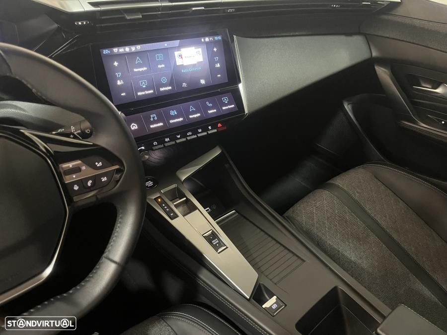 Peugeot 408 1.2 PureTech Allure Pack EAT8 - 14