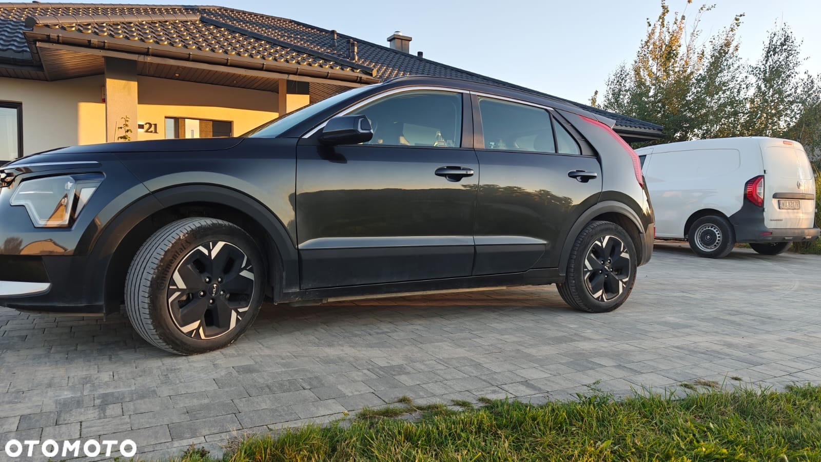 Kia Niro e-Niro 64kWh M - 2