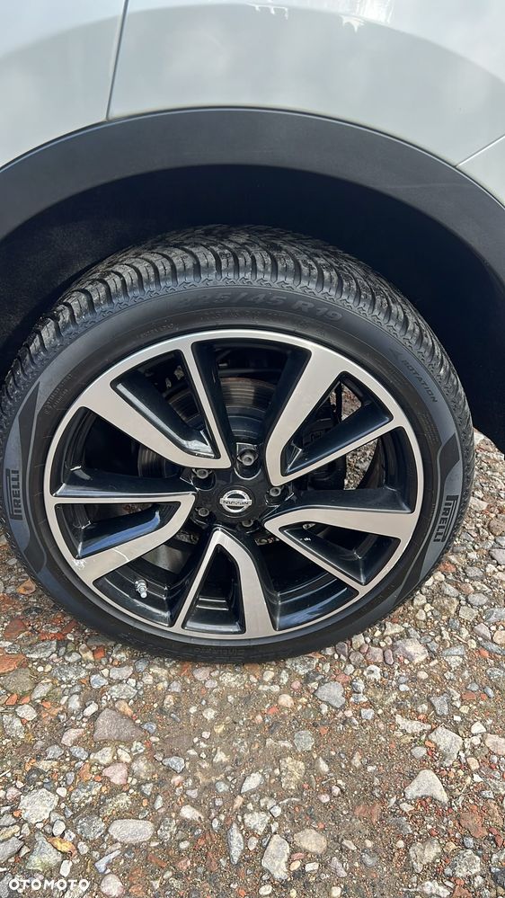 Nissan Qashqai 1.6 dCi 4 x 4 DPF tekna - 21