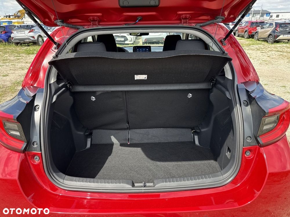 Toyota Yaris Hybrid 1.5 Style - 14