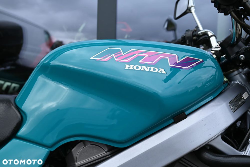 Honda NTV - 31