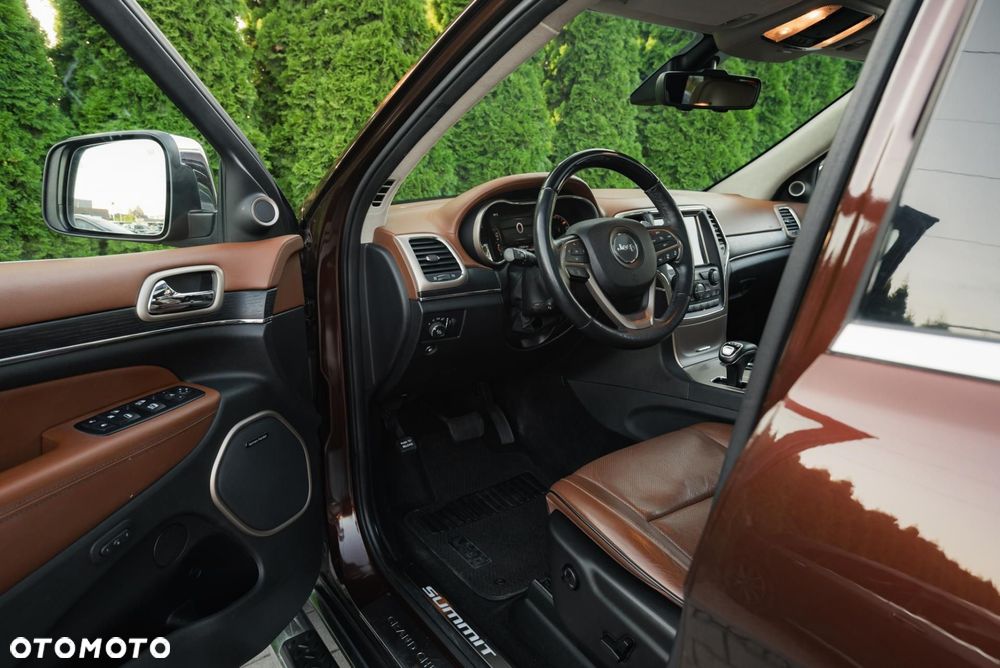 Jeep Grand Cherokee - 9