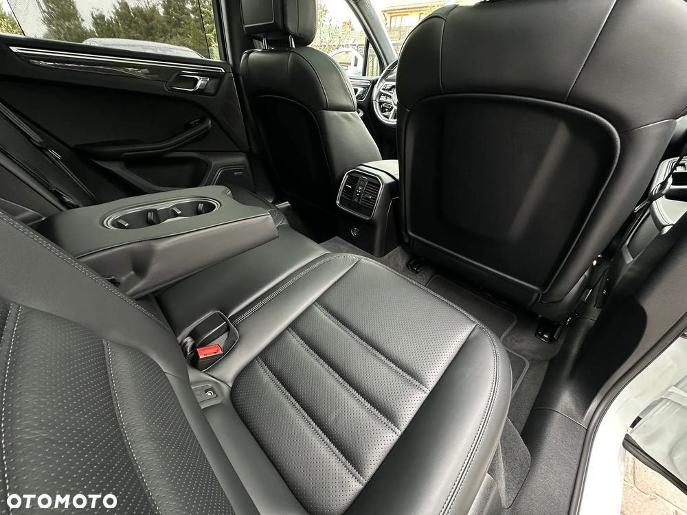 Porsche Macan Turbo PDK - 39