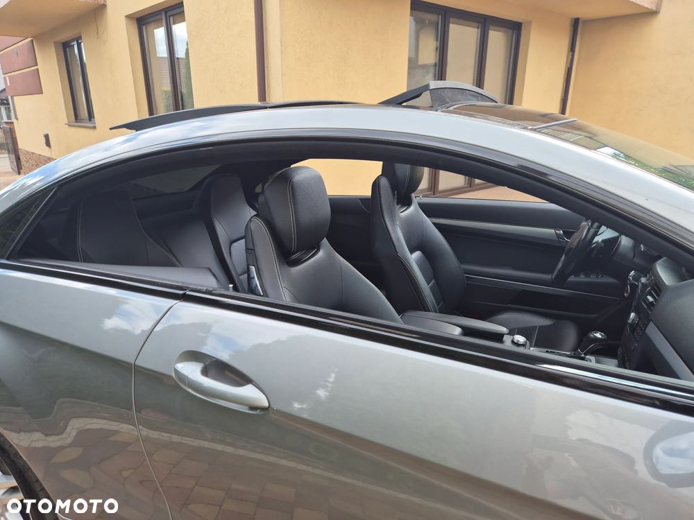 Mercedes-Benz Klasa E 350 CGI BlueEffICIENCY - 29