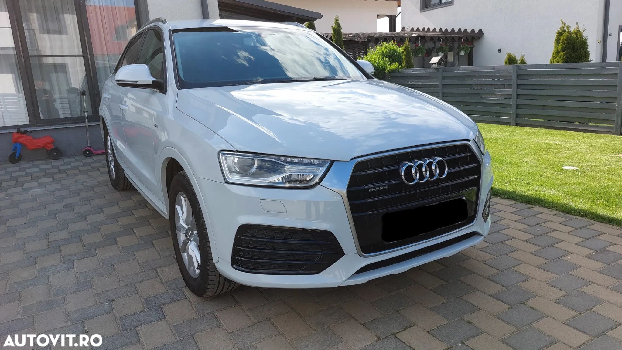 Audi Q3 2.0 TDI Quattro S tronic sport - 1