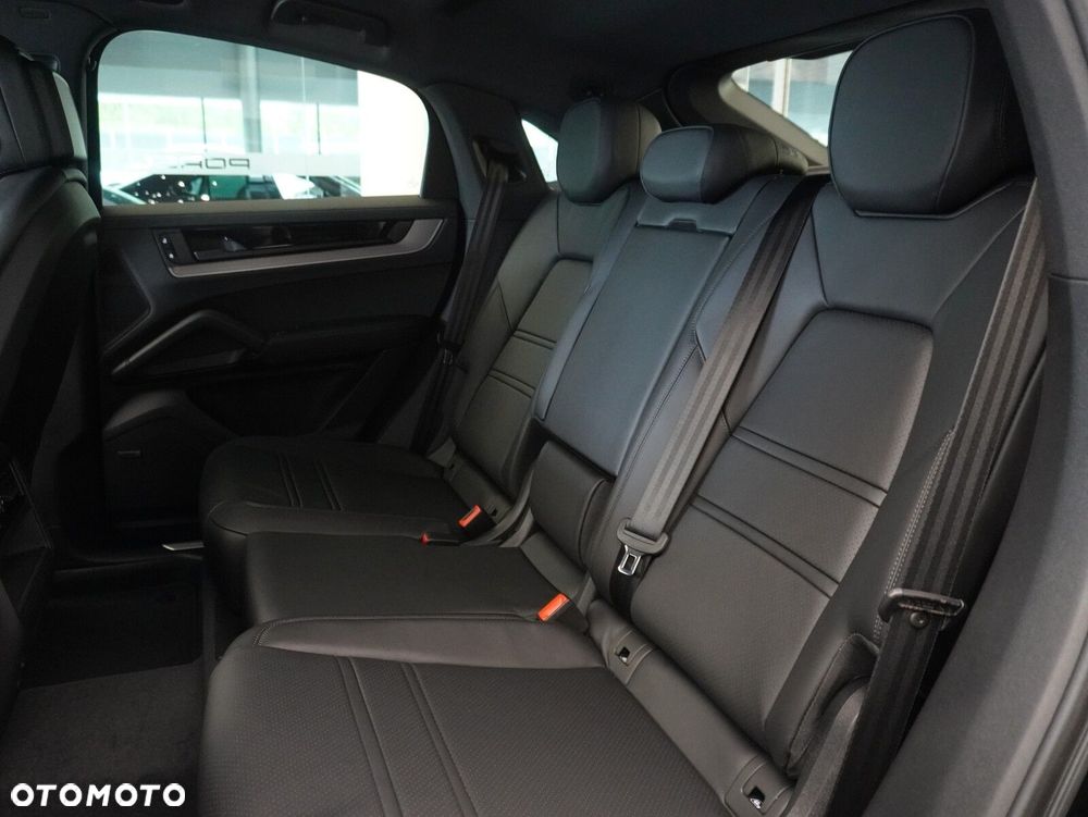 Porsche Cayenne Black Edition - 34