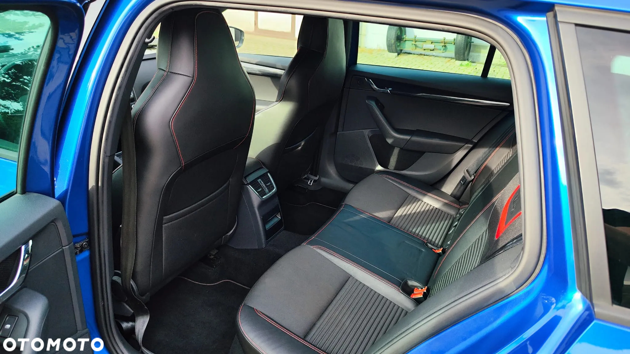 Skoda Octavia 2.0 TSI RS - 21