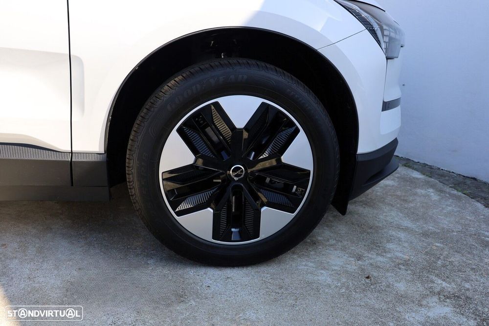 Volvo EX30 51 kWh Single Motor Plus - 8
