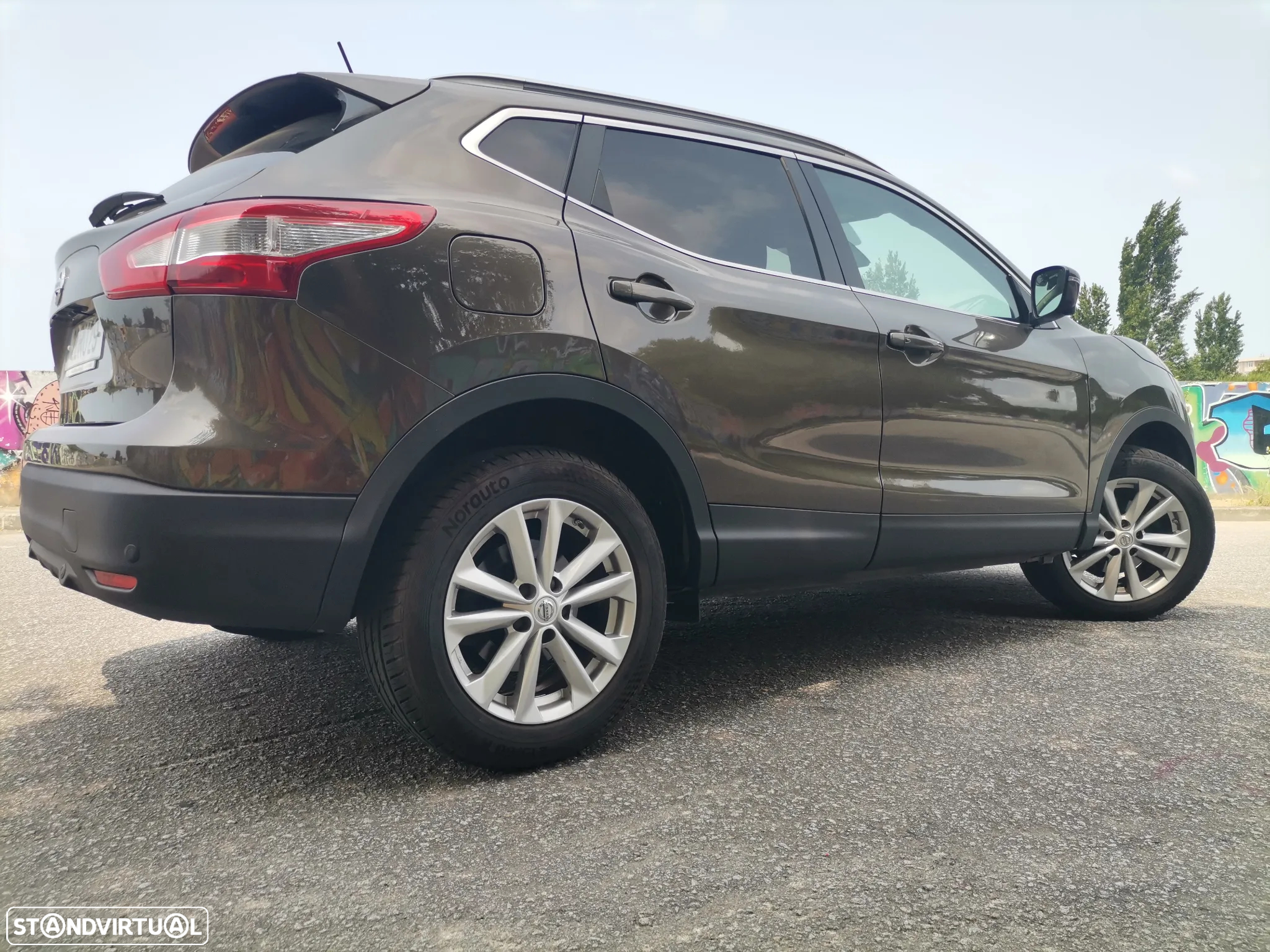 Nissan Qashqai 1.5 dCi N-Connecta - 14