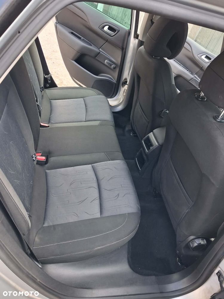 Citroën C4 HDi 90 Attraction - 11