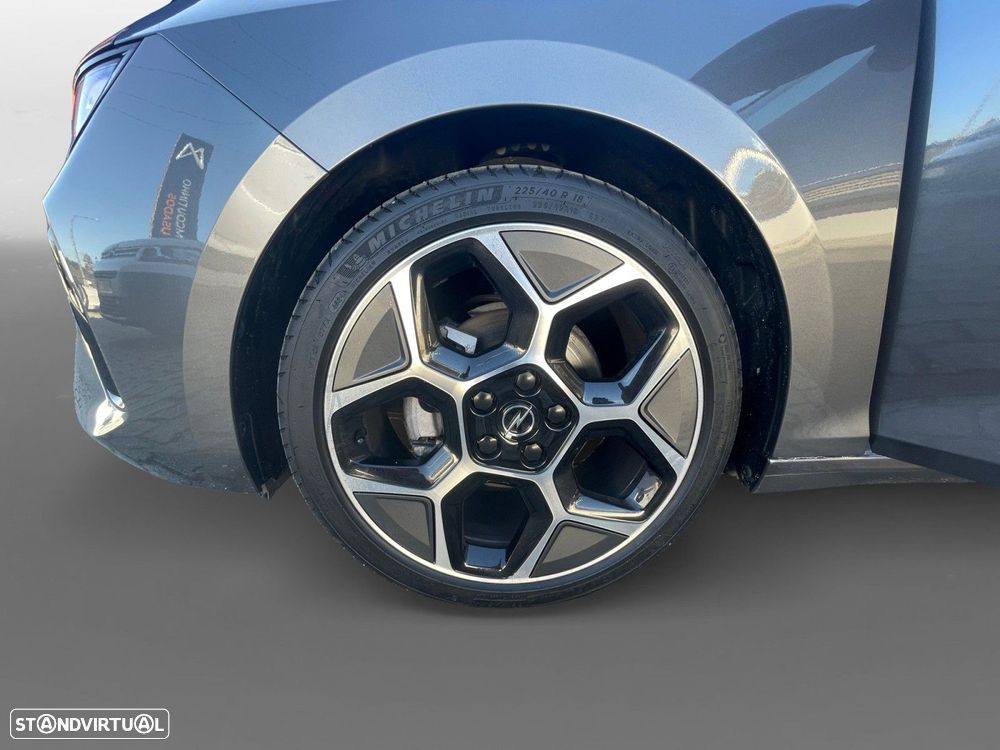 Opel Astra 1.2 T GS Aut. - 14