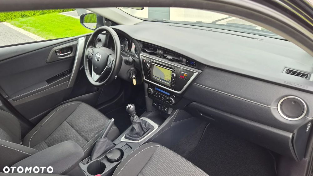 Toyota Auris 1.6 Valvematic Edition - 18