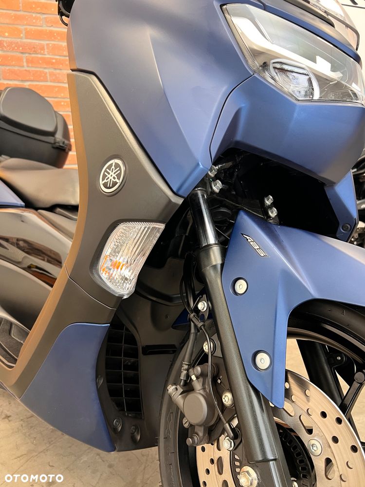 Yamaha NMAX - 11