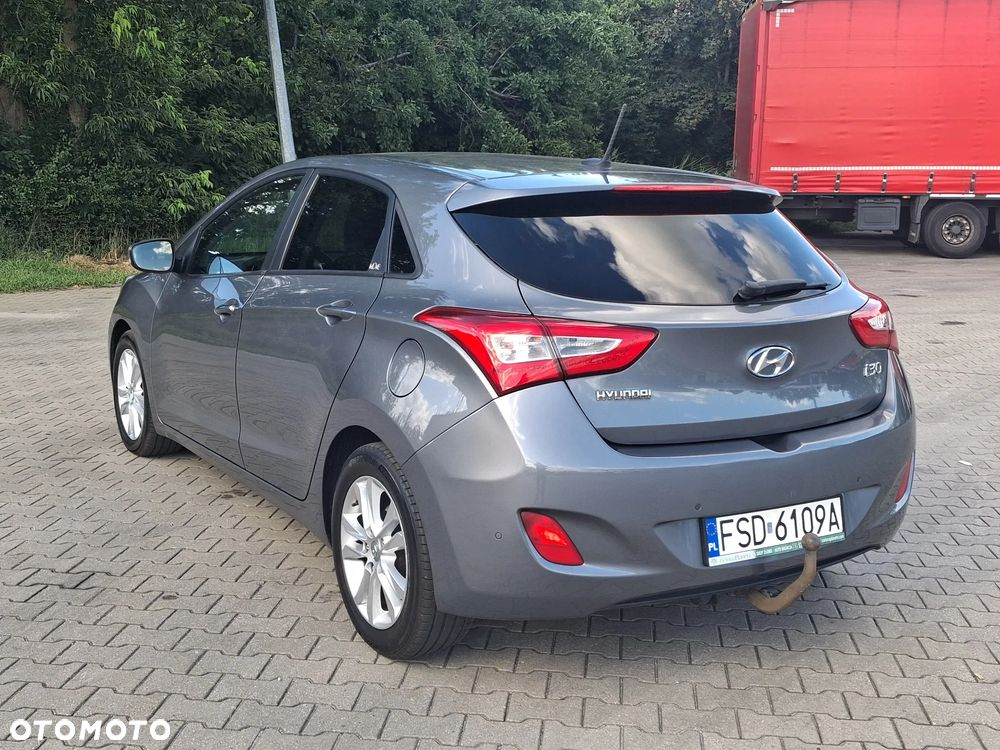 Hyundai i30 1.4 Premium - 11
