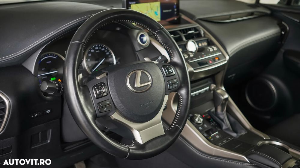 Lexus Seria NX 300h FWD Business - 27