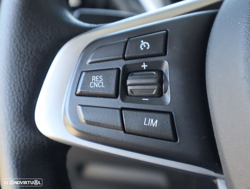 BMW X1 16 d sDrive Auto - 32