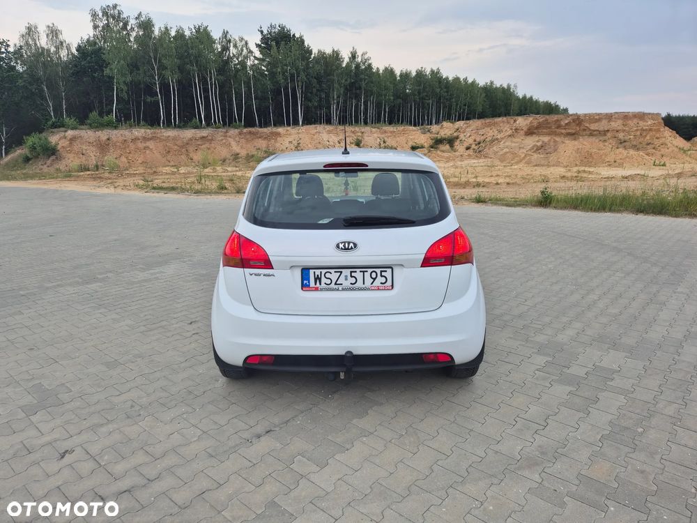 Kia Venga 1.4 L - 5