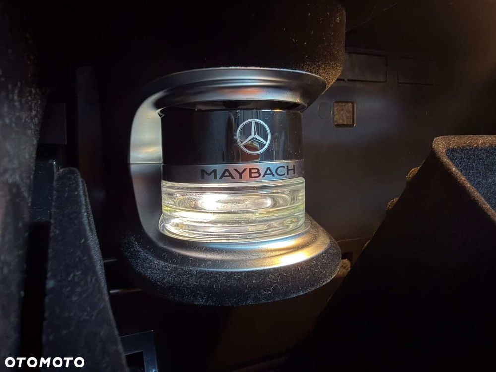 Mercedes-Benz GLS Maybach 600 4-Matic - 33