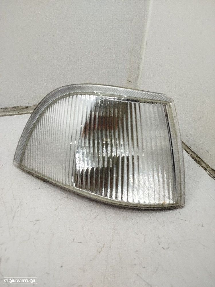 Farolim De Pisca Frente Dto Volvo V40 Combi (Vw) - 2