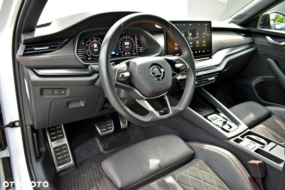 Skoda Octavia 2.0 TSI RS DSG - 10