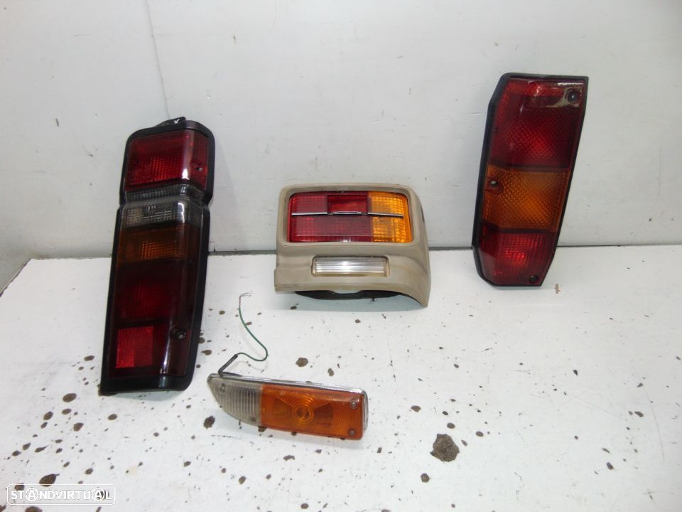Toyota farolins antigos hiace,corolla ,land cruiser - 1