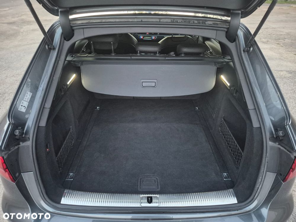 Audi A4 Avant 2.0 TDI S tronic quattro sport - 11