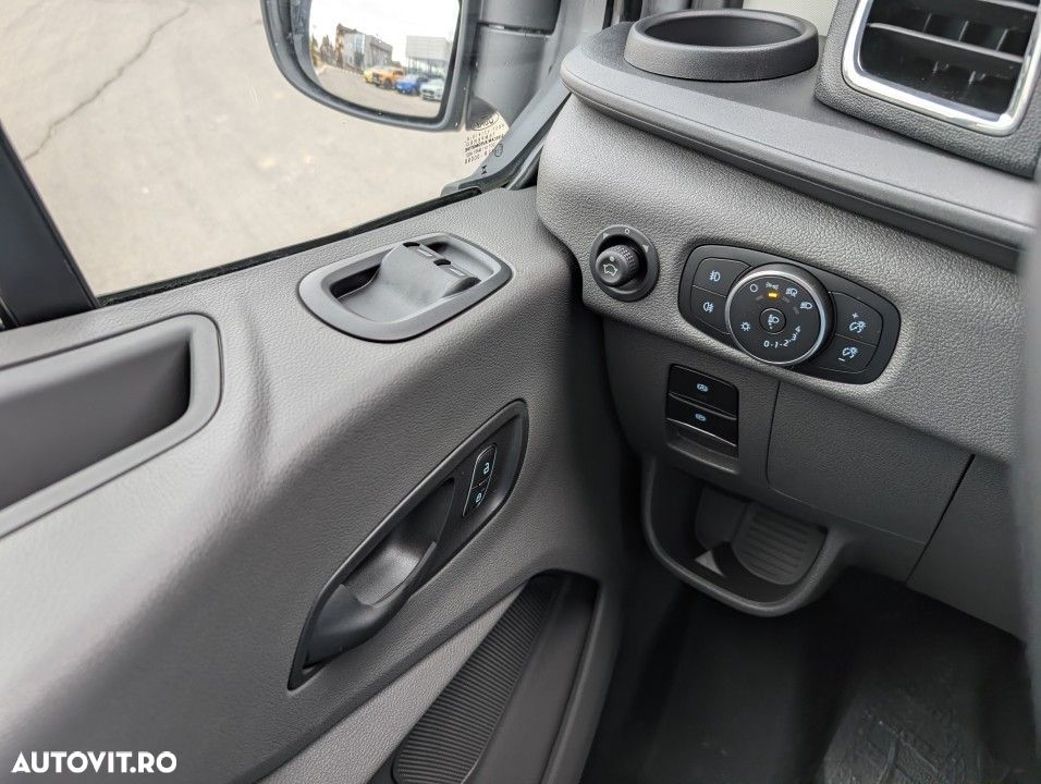 Ford Transit - 20