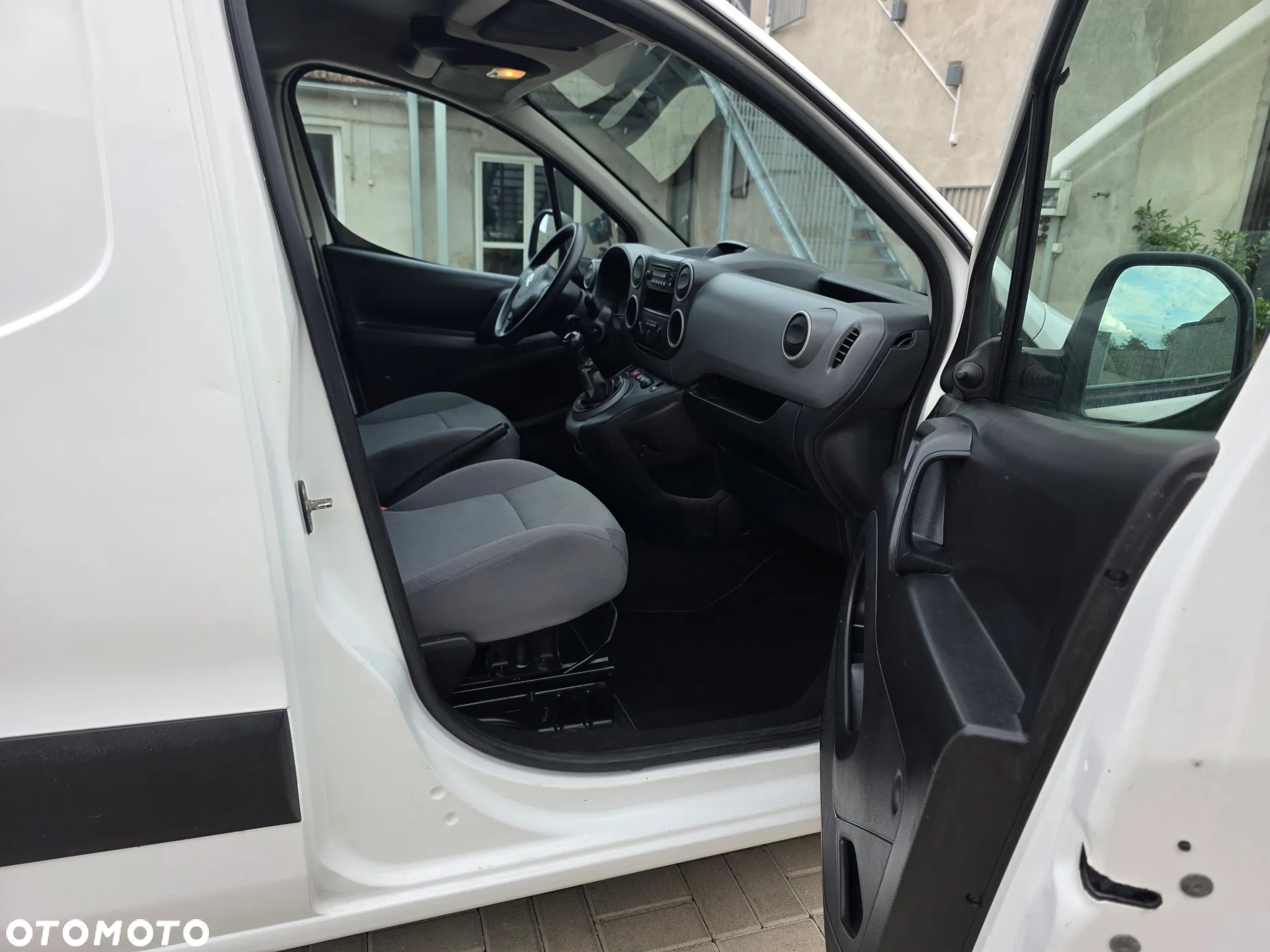 Citroën BERLINGO - 17
