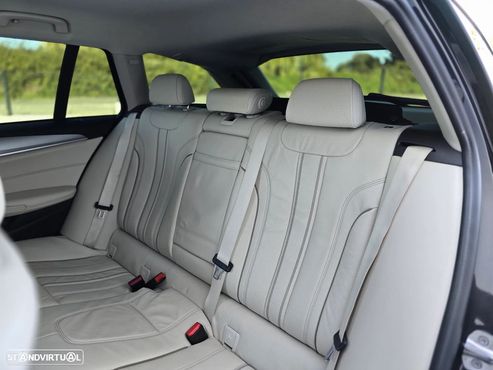 BMW 520 d Pack M Auto - 28