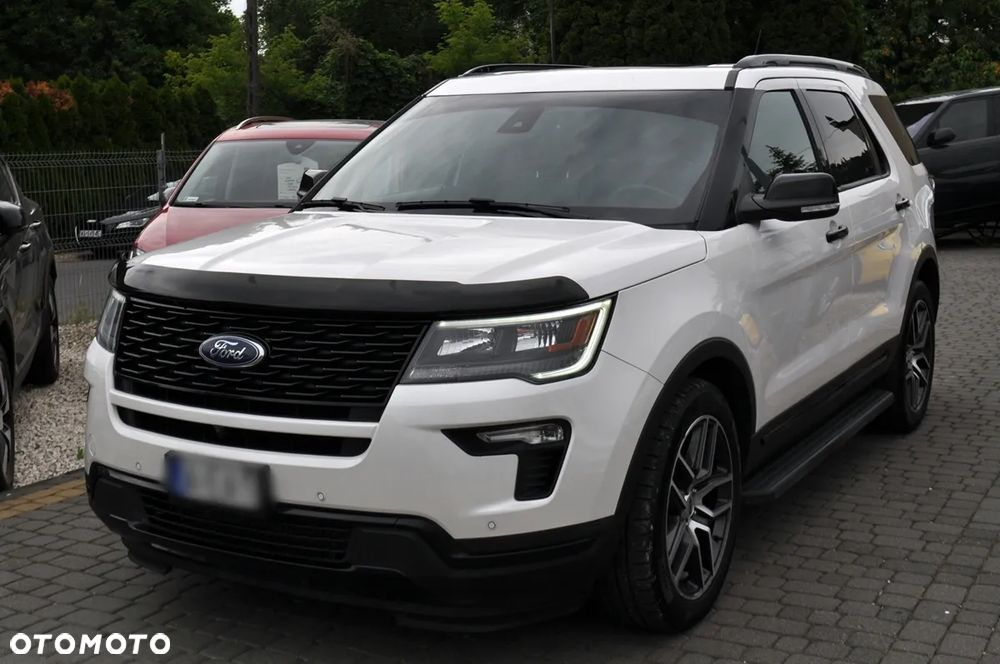 Ford Explorer - 4
