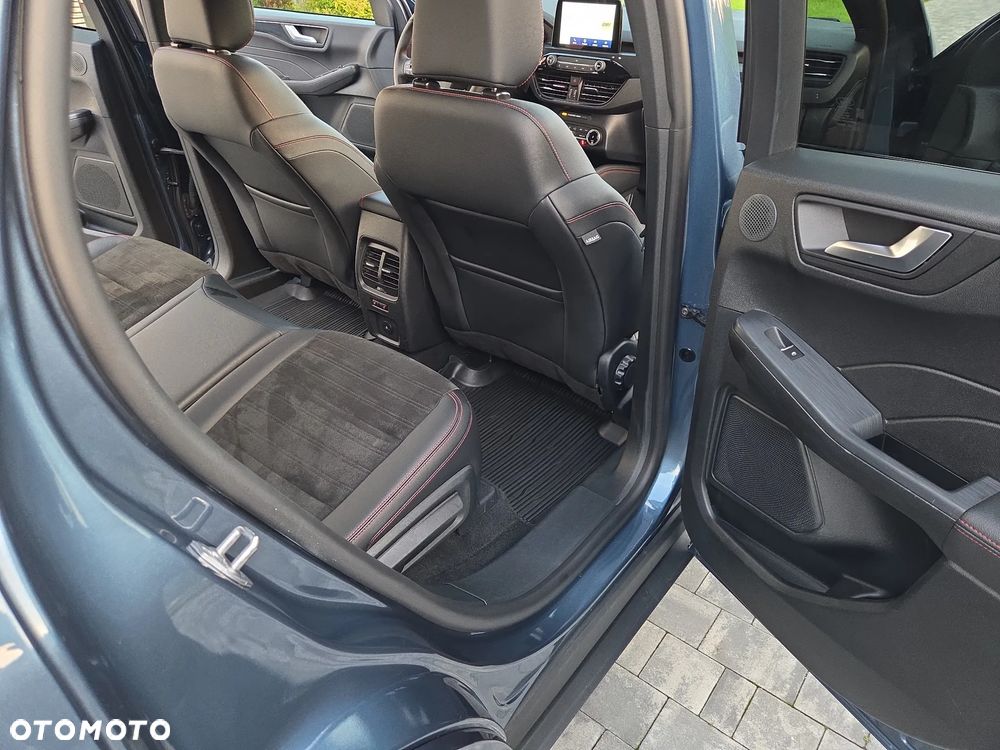 Ford Kuga - 21