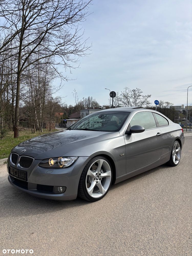BMW Seria 3 325i - 2