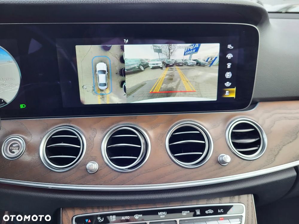 Mercedes-Benz Klasa E - 15