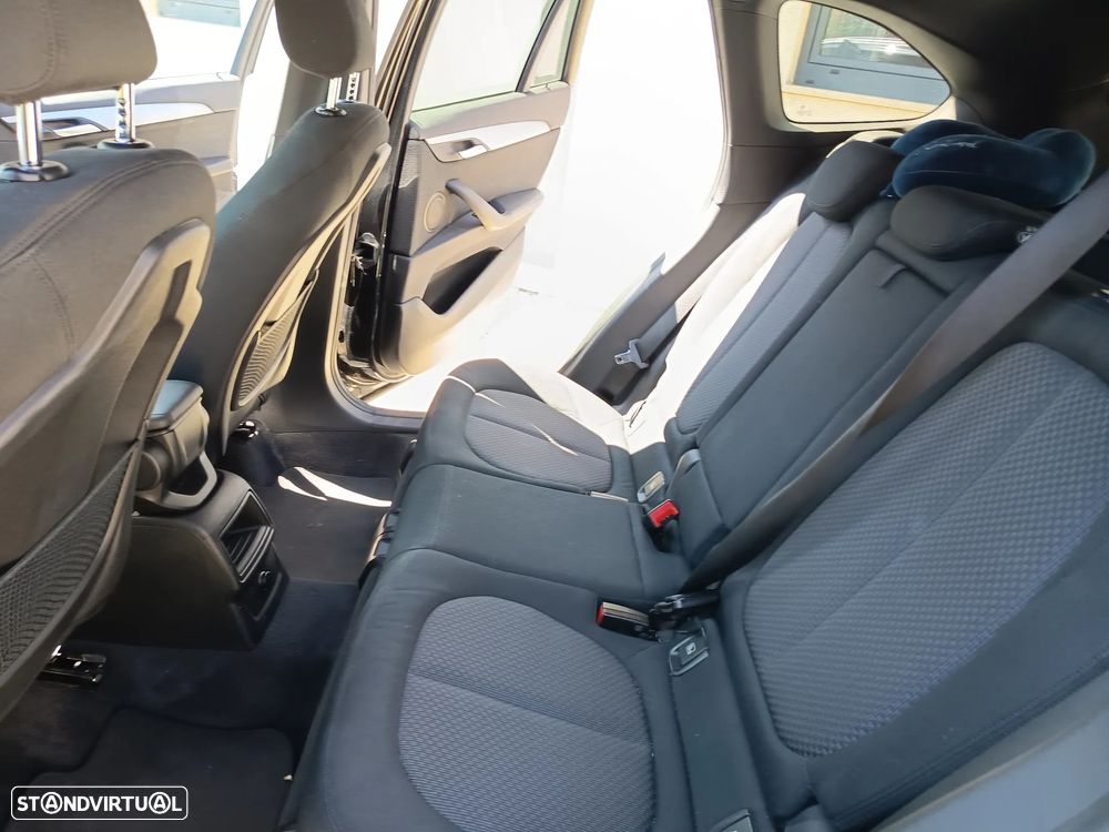 BMW X1 16 d sDrive - 8