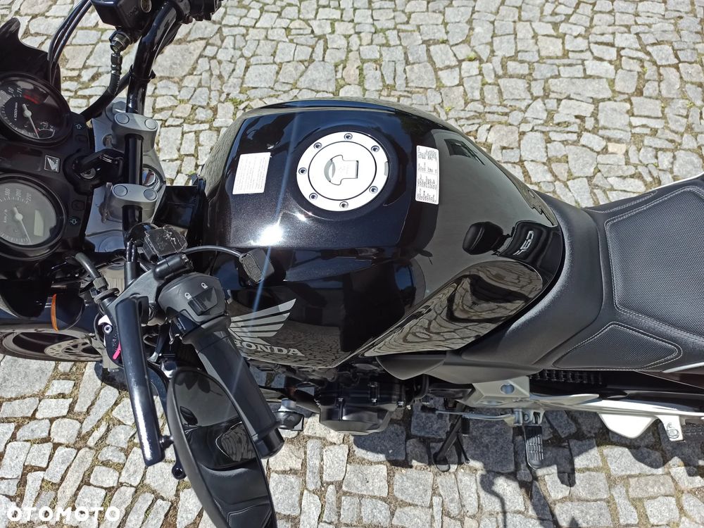 Honda CBF - 14