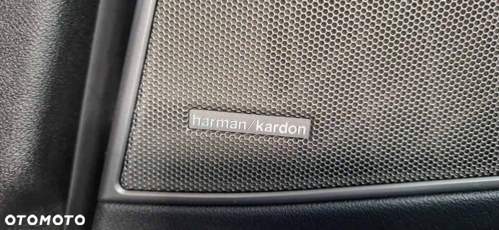 BMW Seria 3 320d xDrive Luxury Line - 11