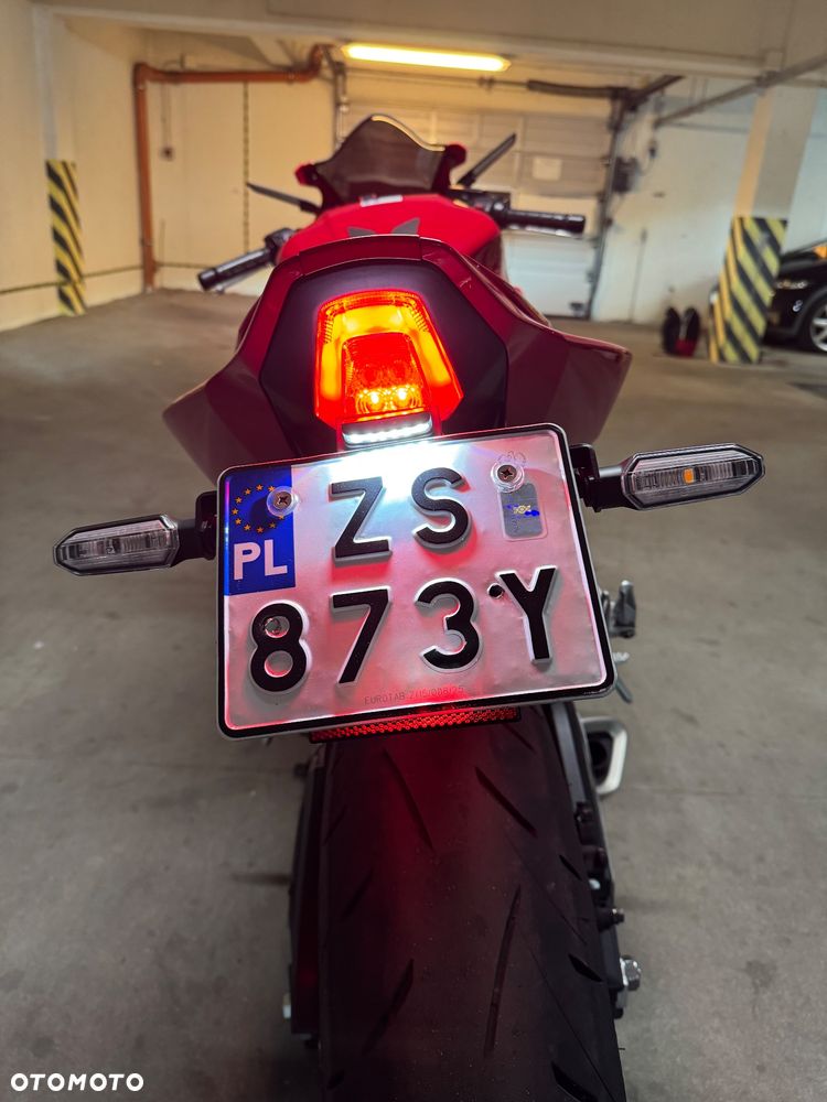 Honda CBR - 13