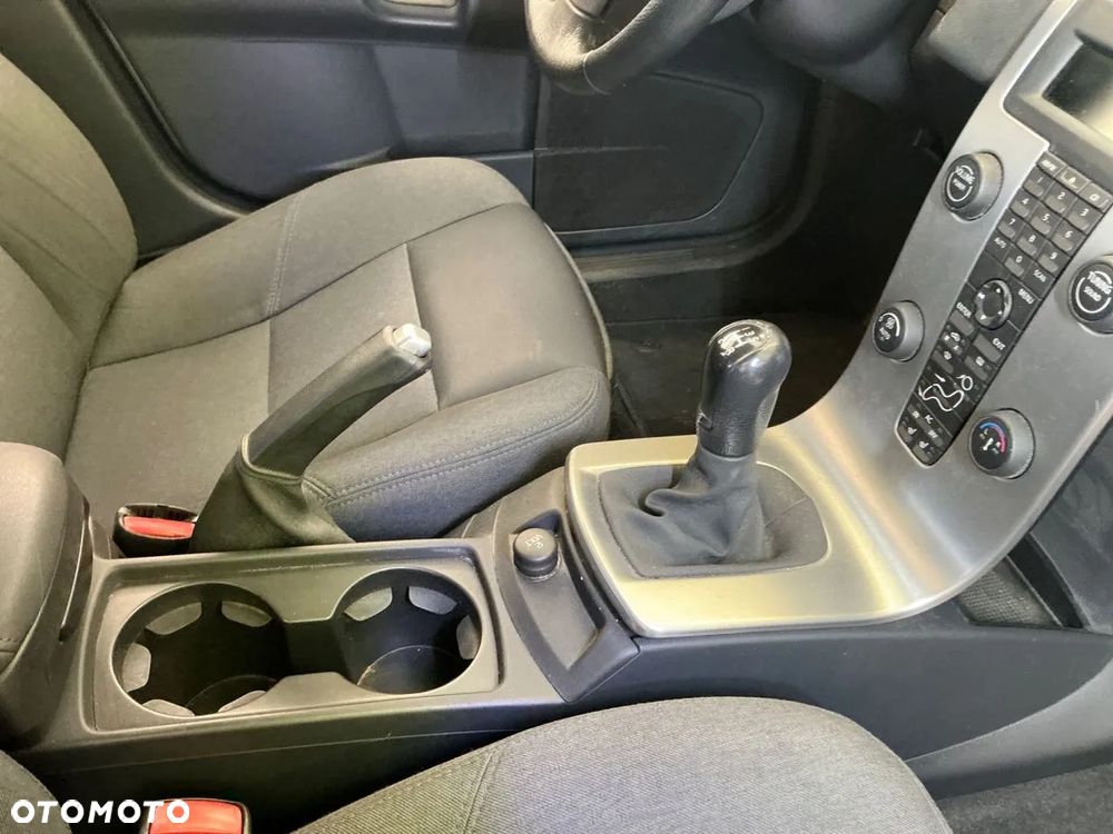 Volvo V50 2.0 Kinetic - 24