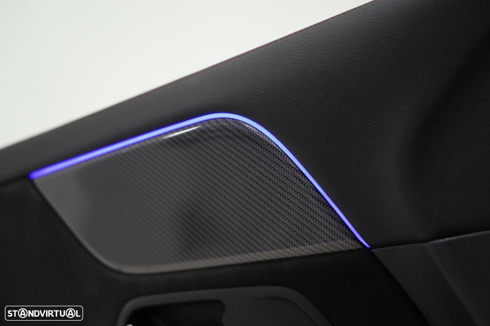 Mercedes-Benz GLA 180 d AMG Line - 10