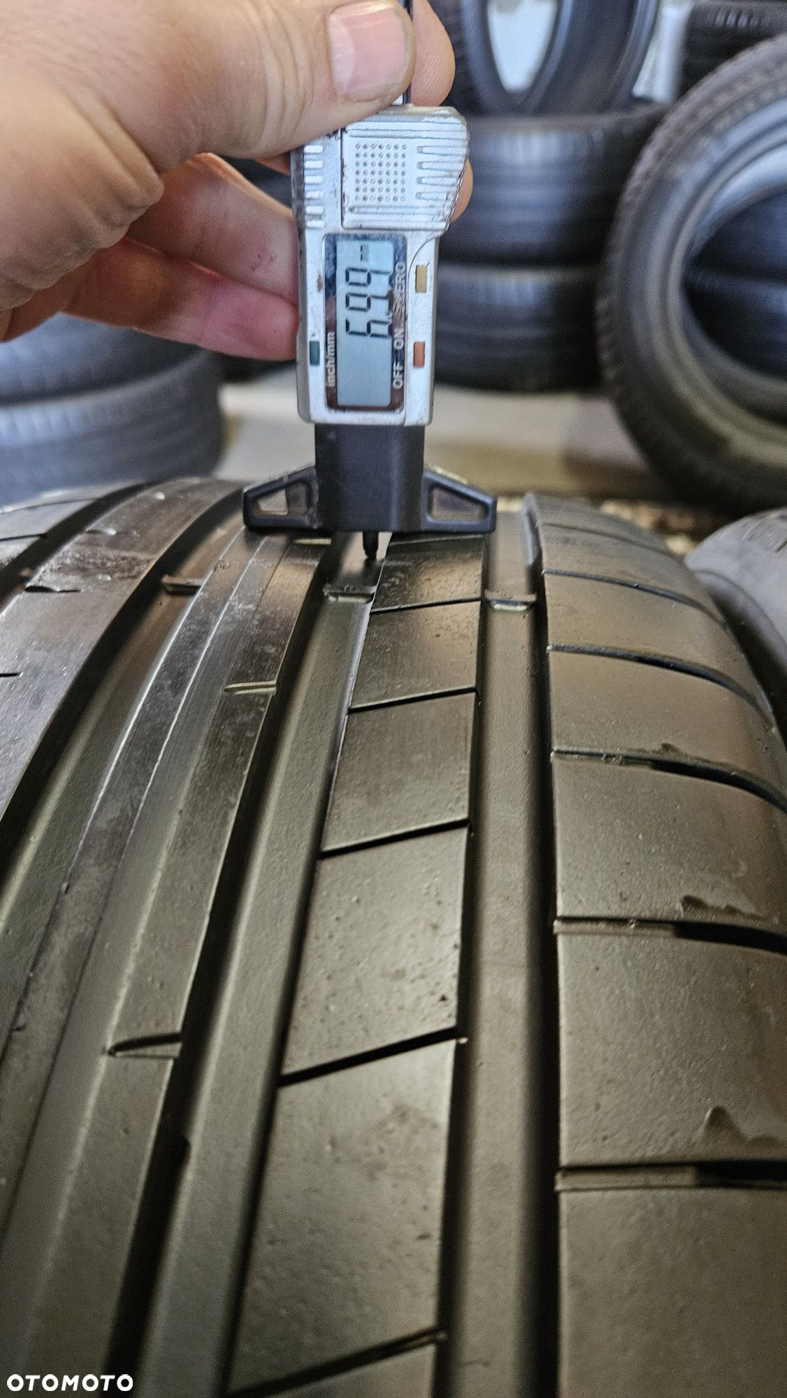 opony używane 225/45R19 Dunlop SP Sport maxx RT 2 RSC RUNFLAT - 3