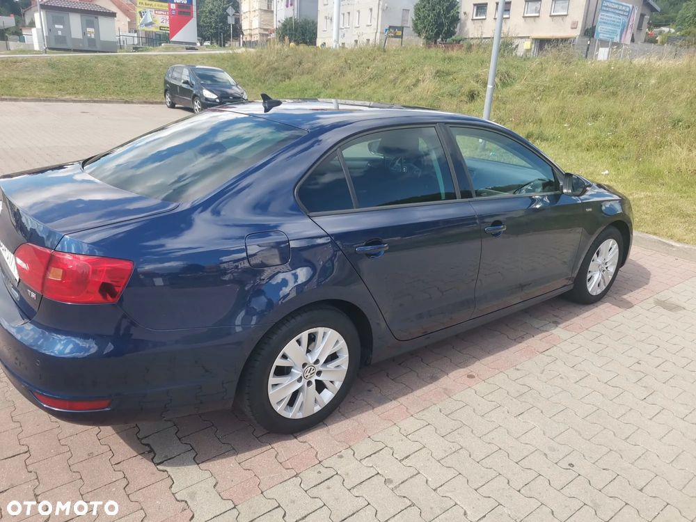Volkswagen Jetta 1.4 TSI Comfortline - 6