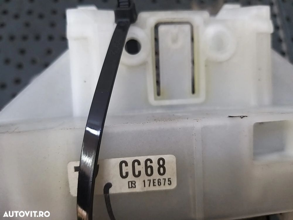 Bloc manete semnalizare stergator parbriz spirala volan mazda 5 cr 17d682 cc6817e675 - 3